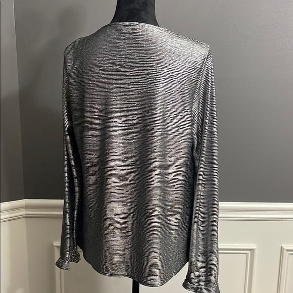 NWT, 143 Story Metallic Blouse - Picture 4 of 7